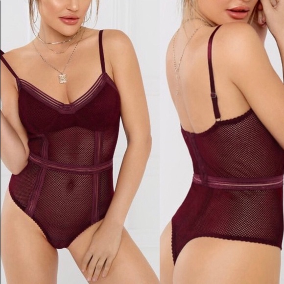 🚫SOLD🚫‘The Dita’ burgundy fishnet bodysuit - Picture 3 of 11